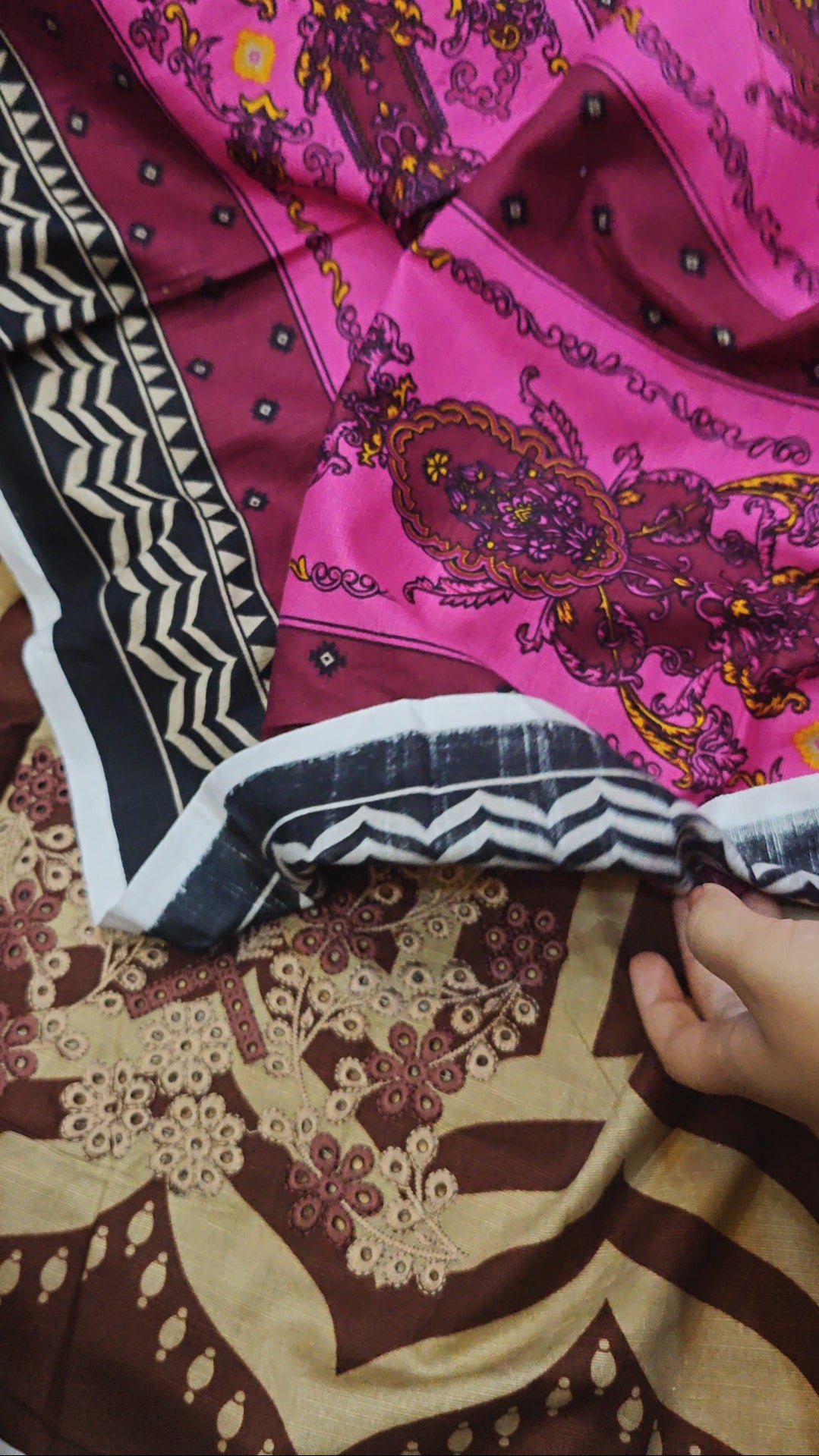 KHADDAR PRINTED 3 PIECE DRESS