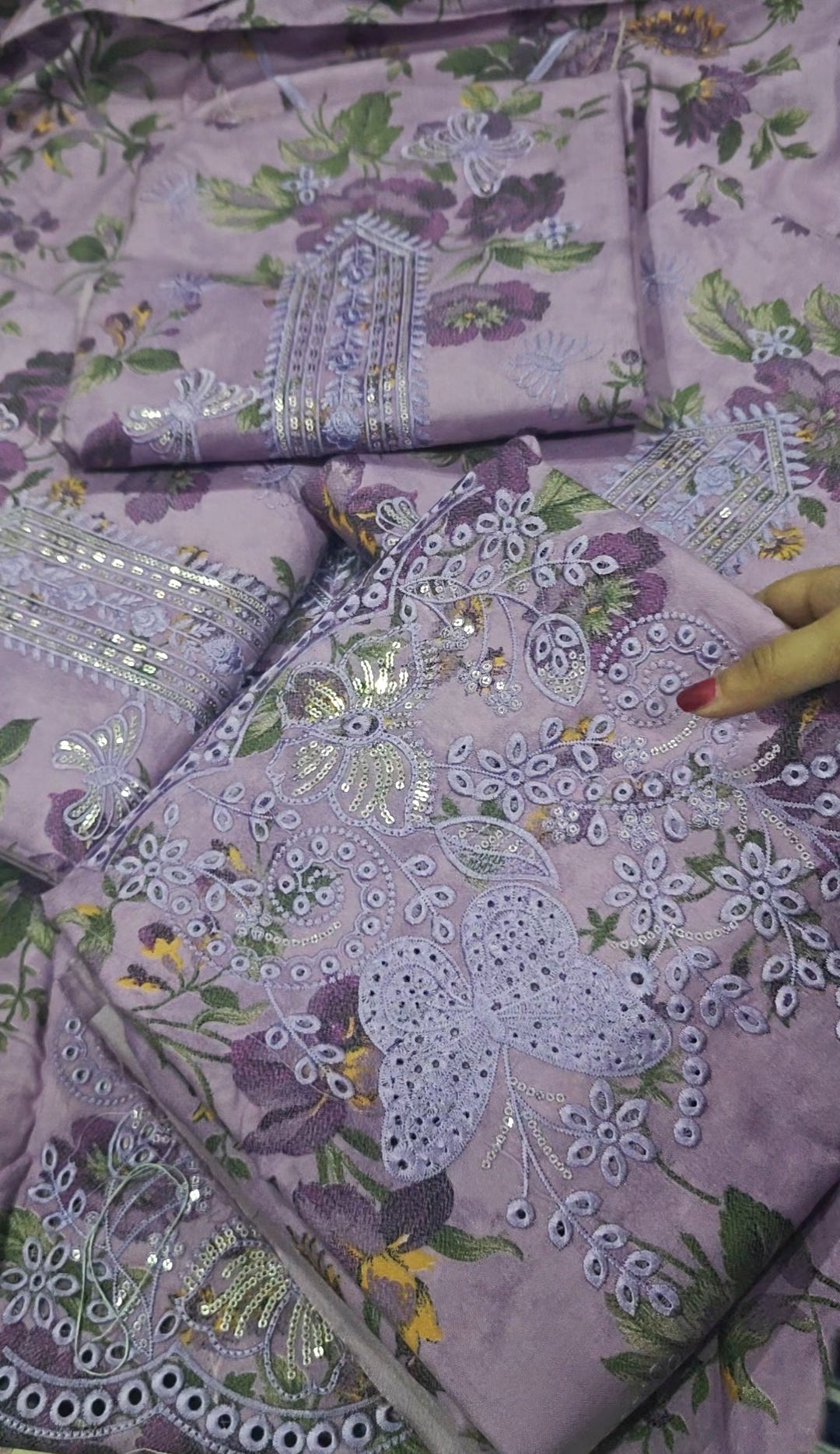 EMBROIDERED MARIA B BUTTERFLY LAVENDER6200