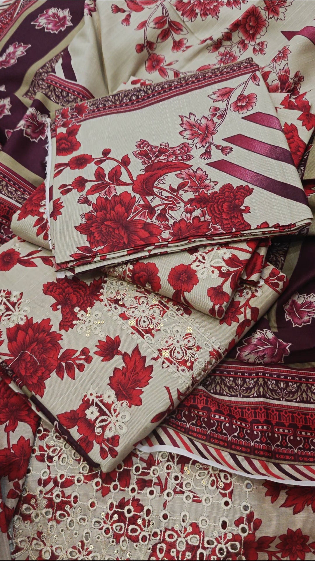 MARIA.B PRINTED KHADDAR 3 PIECE DRESS