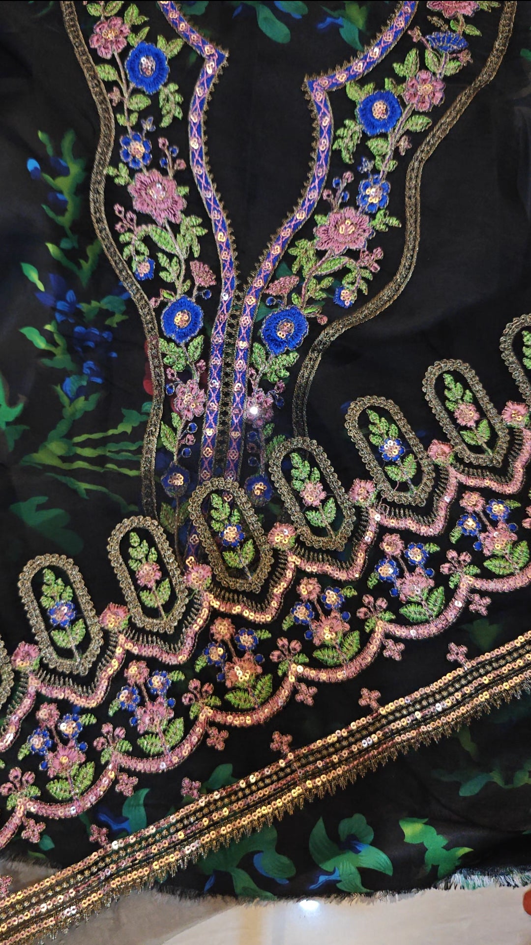 ETHNIC SILK PRINTED 3 PIECE ARTICLE