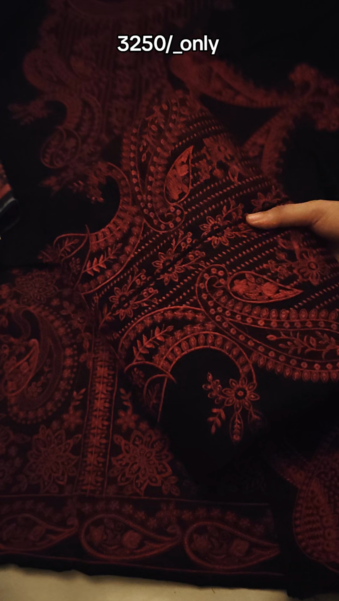 MUZLEEN BY SANA SAFINAZ EMBROIDERED 3 PIECE ARTICLE LEIDG837M