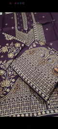 BAROQUE LAWN PLUM 2PC HEAVY LUXURY ARTICLE 5513300HEAR
