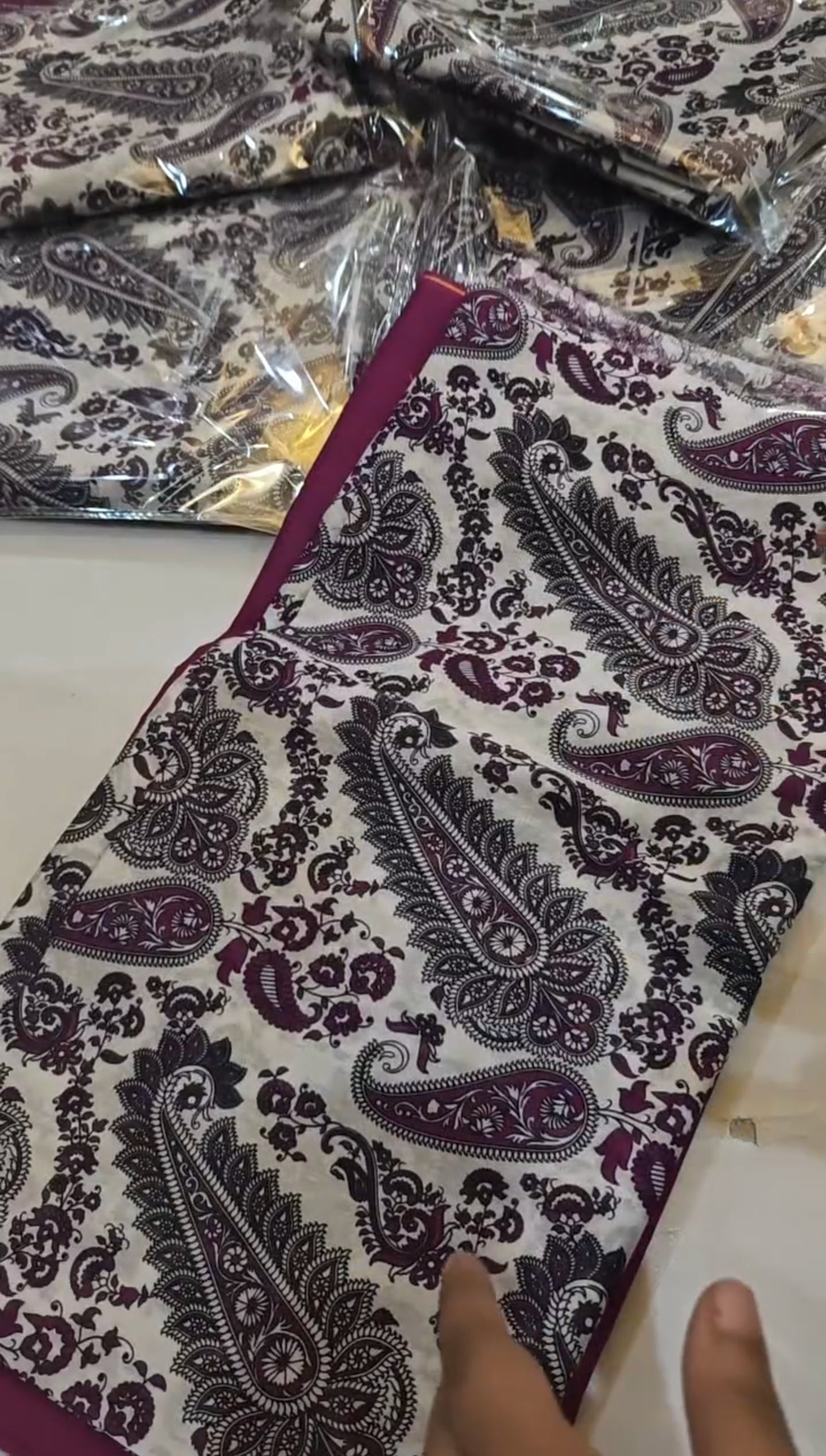 AL KARAM LAWN PRINTED 3 PIECE ARTICLE KDYSW926