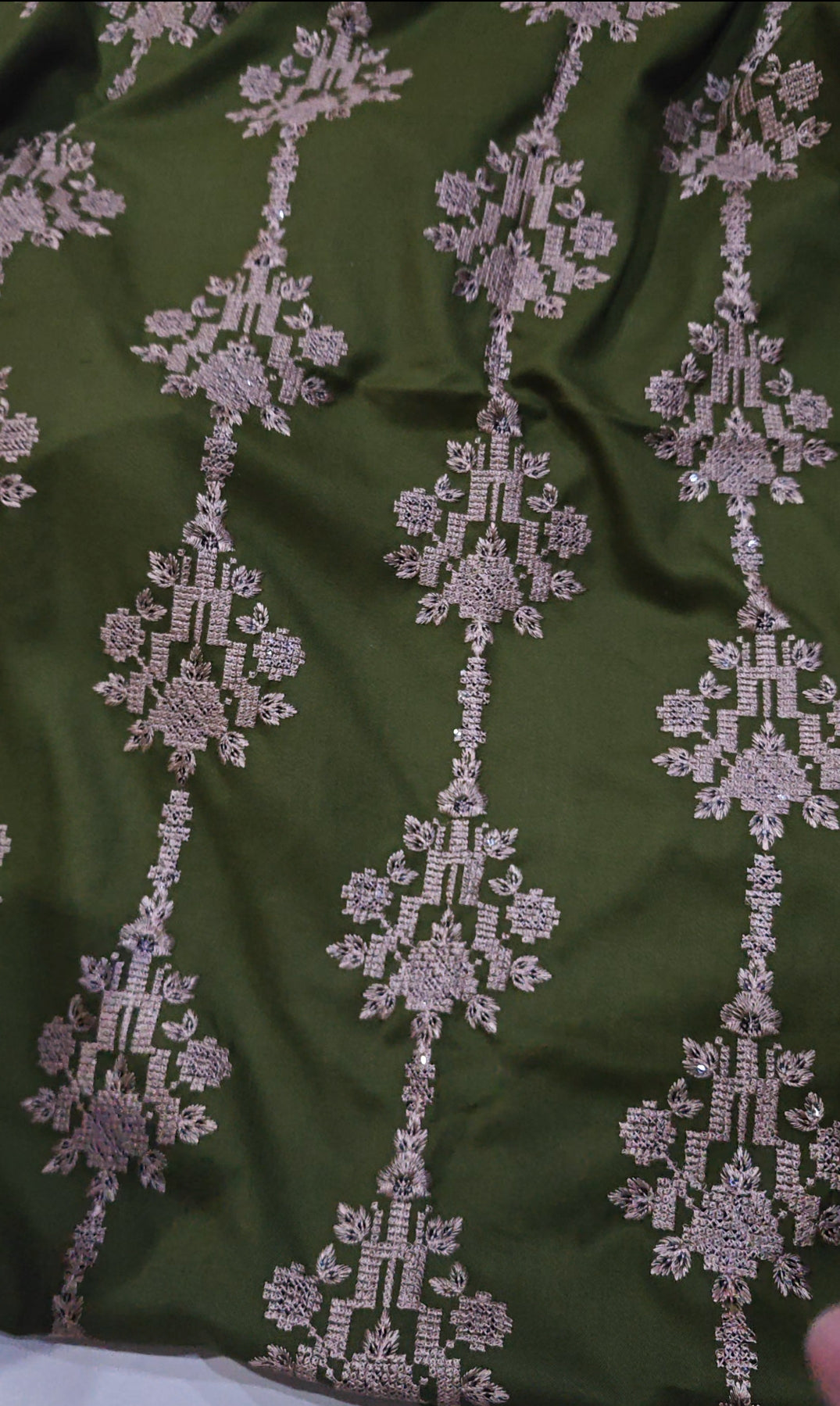 EMBROIDERED DHANAK 2 PIECE ARTICLE ZK2T