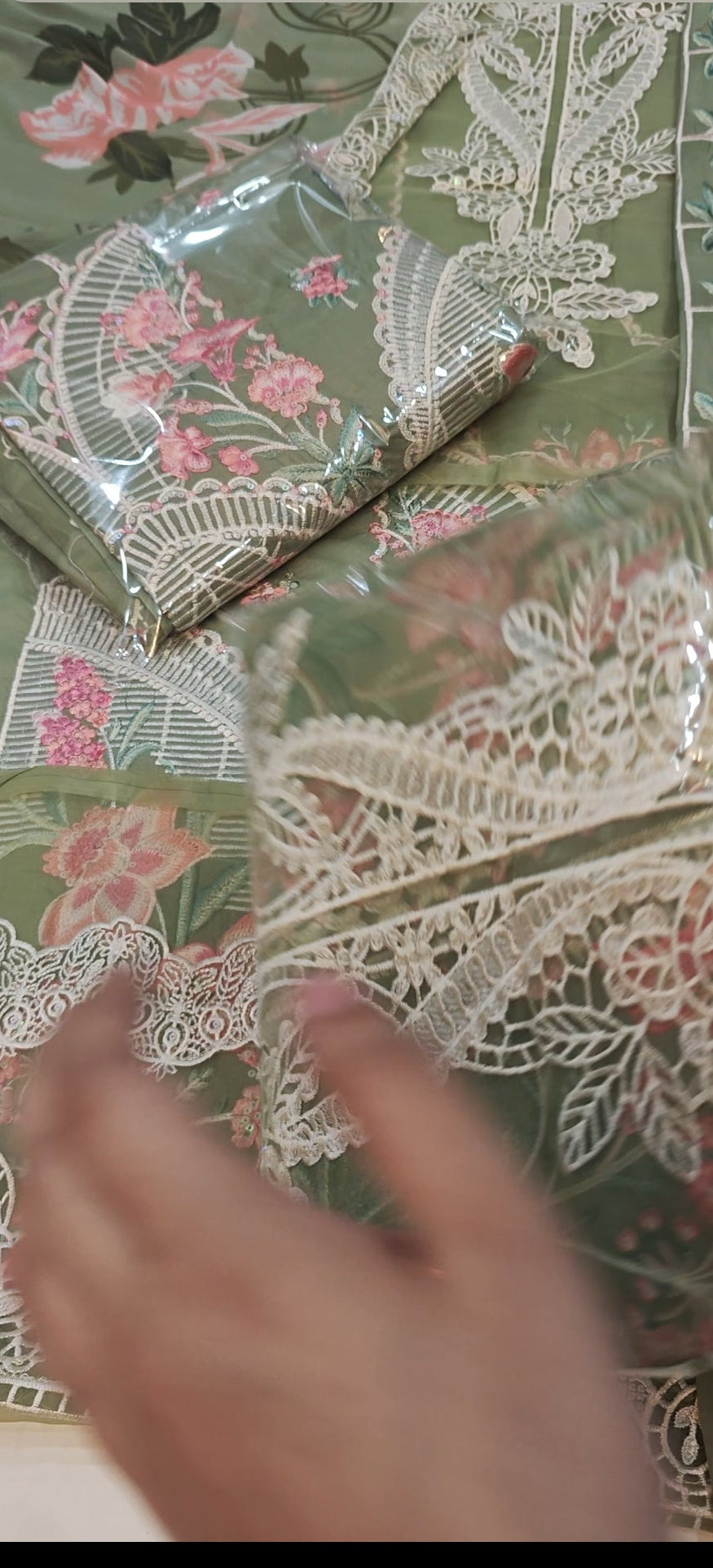 MARIA B LUXURY EID SUIT PISTA HB257123PISTA