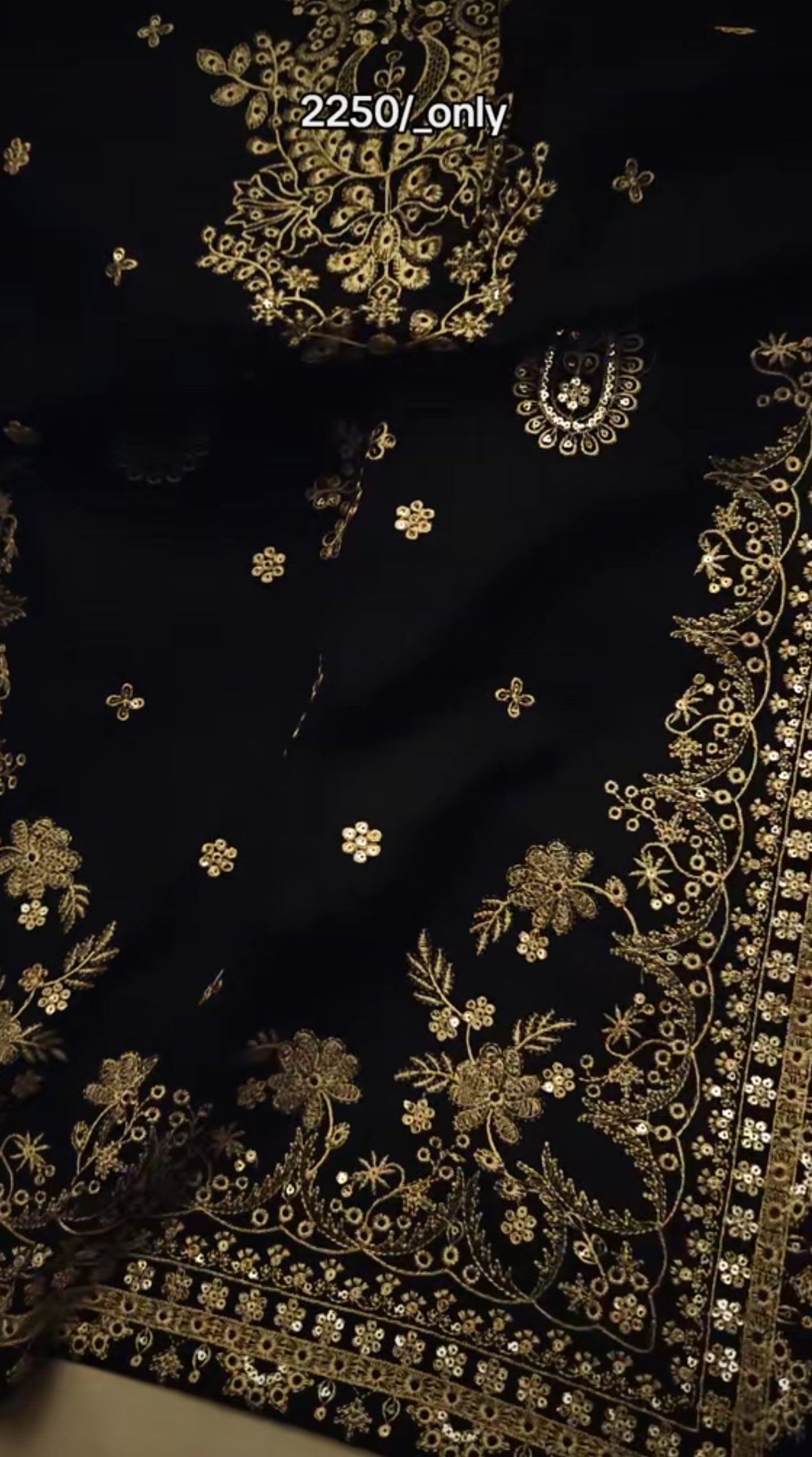 LAWN EMBROIDERED 2 PIECE ARTICLE IT87CV