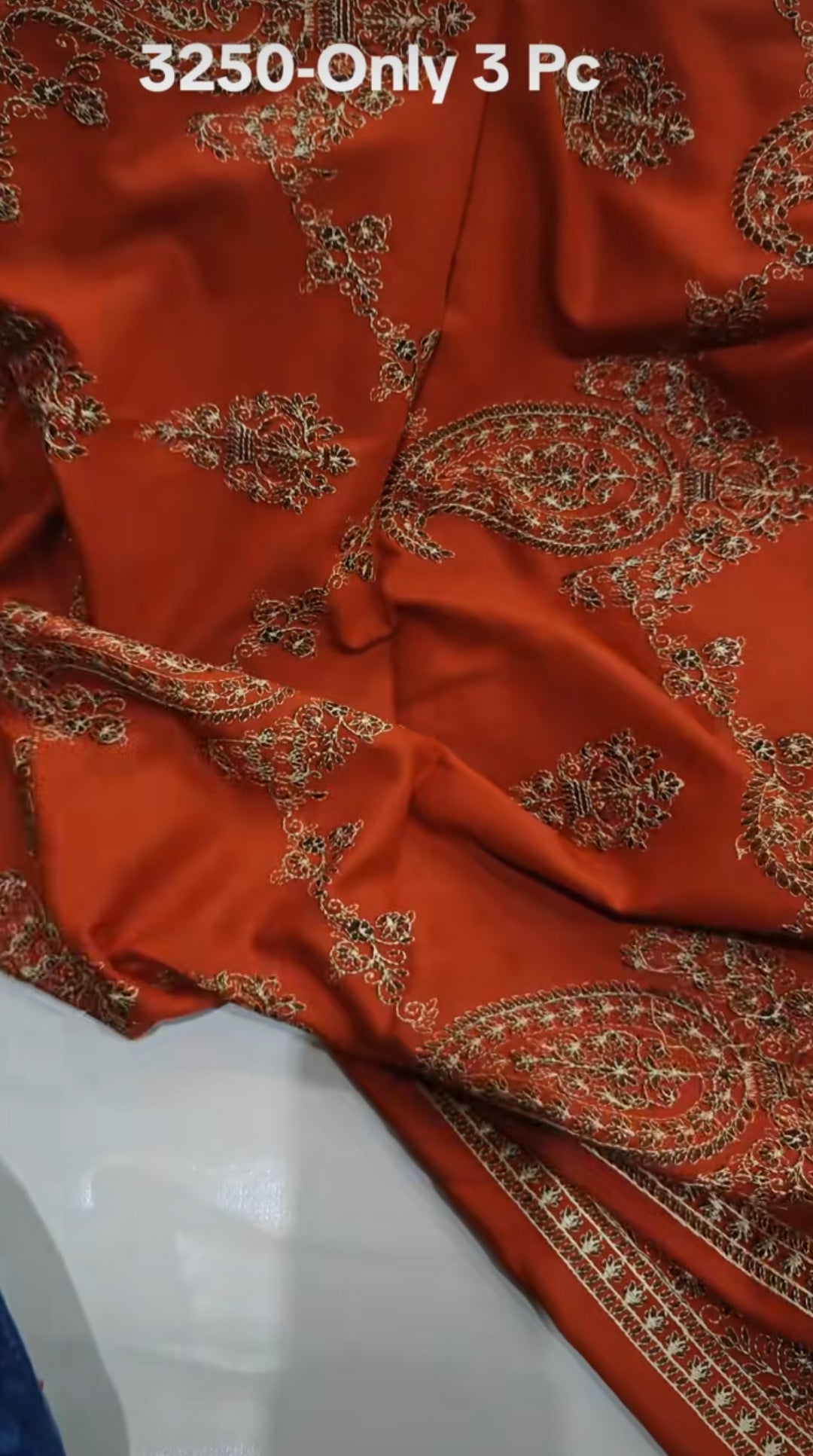 BREEZE EMBROIDERED DHANAK 3 PIECE DRESS