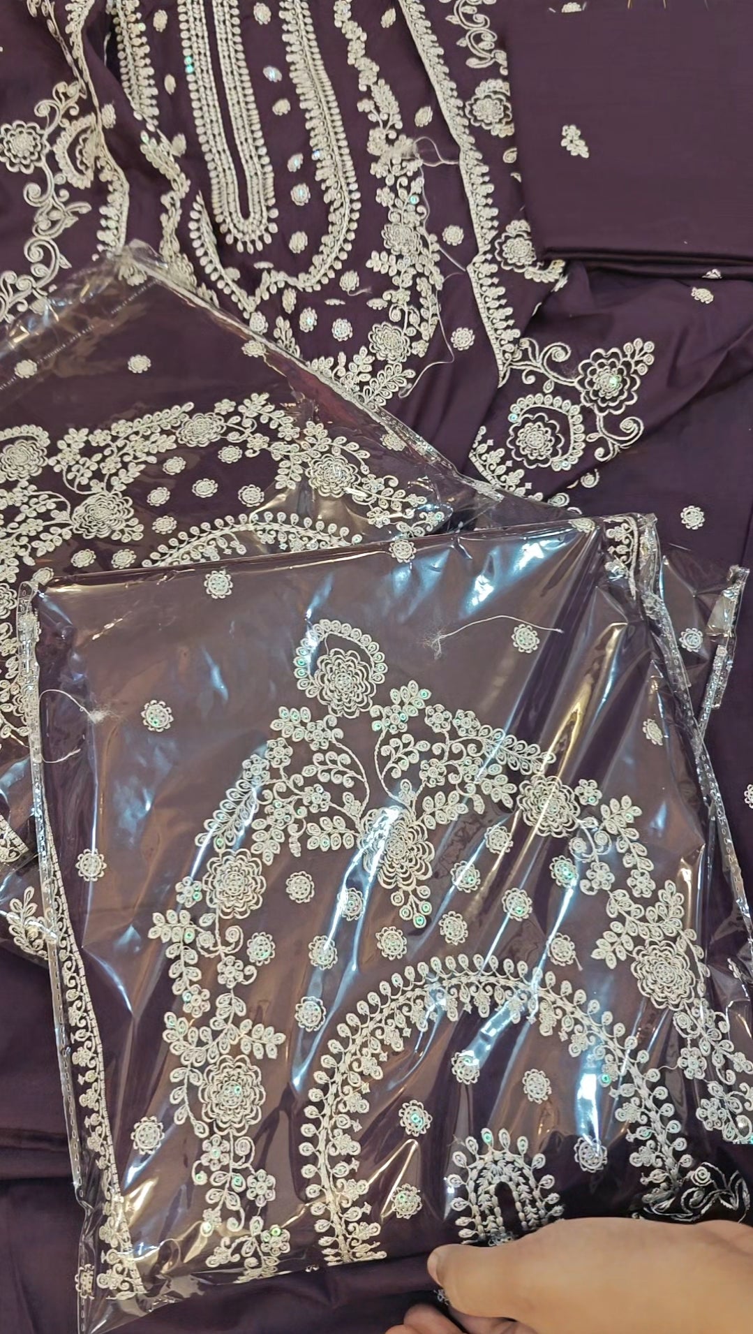 LAWN EMBROIDERED 2 PIECE ARTICLE 9EHSOWW