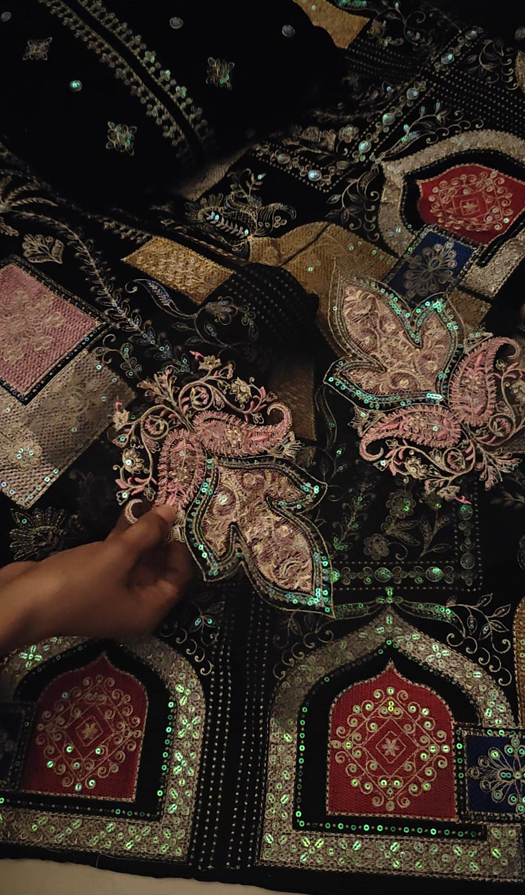 SAIRA NOOR WEDDING 3PC EMBERODRY VELVET 91037626200SN