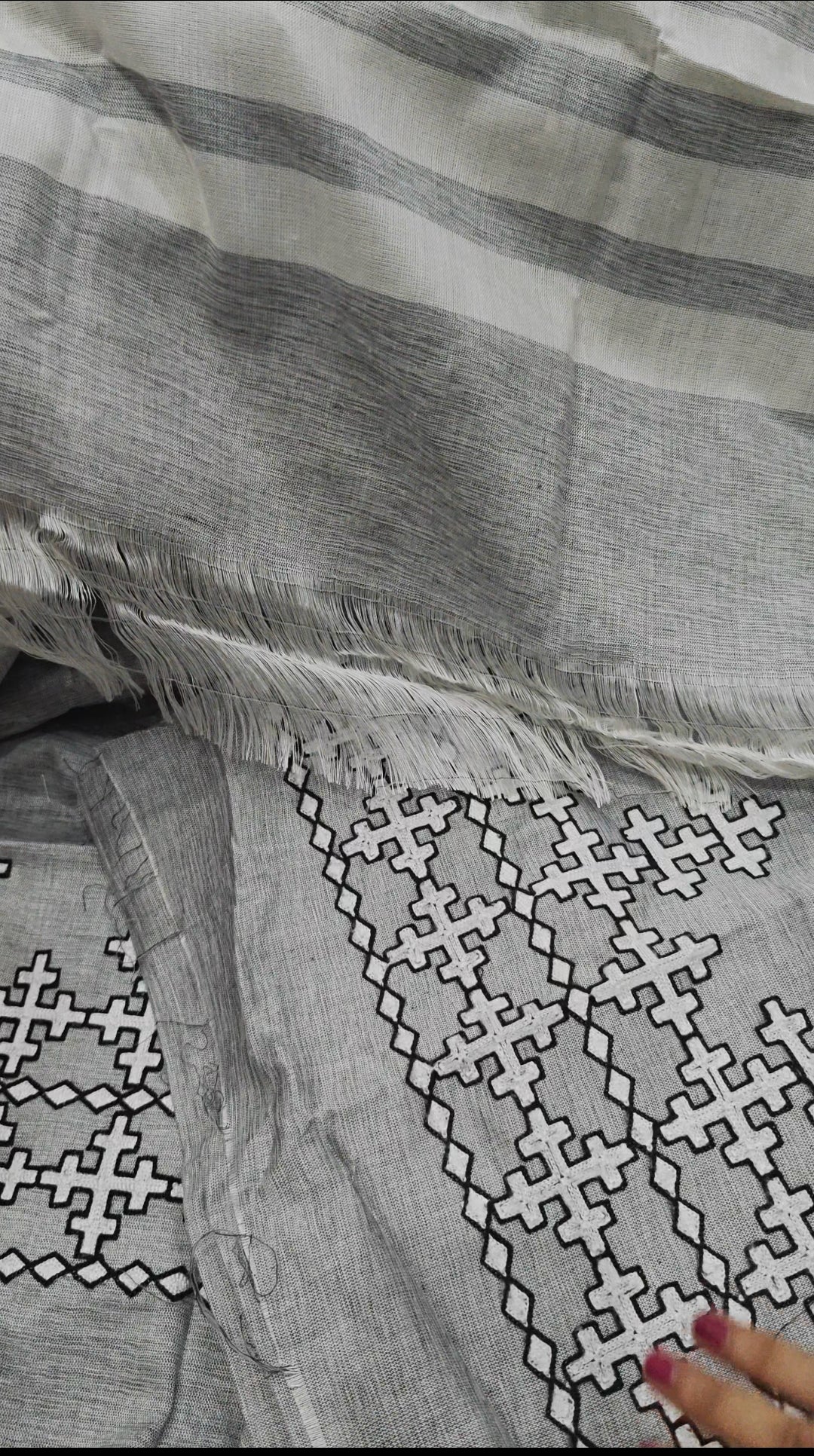 SHAMRAY EMBROIDERED ARTICLE 3 PIECE