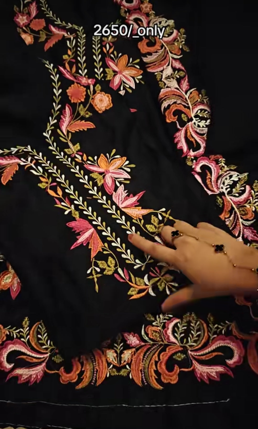 ETHNIC SILK VIRAL 2PC ARTLICE EMBROIDERED BLAMULTIKIPUTU