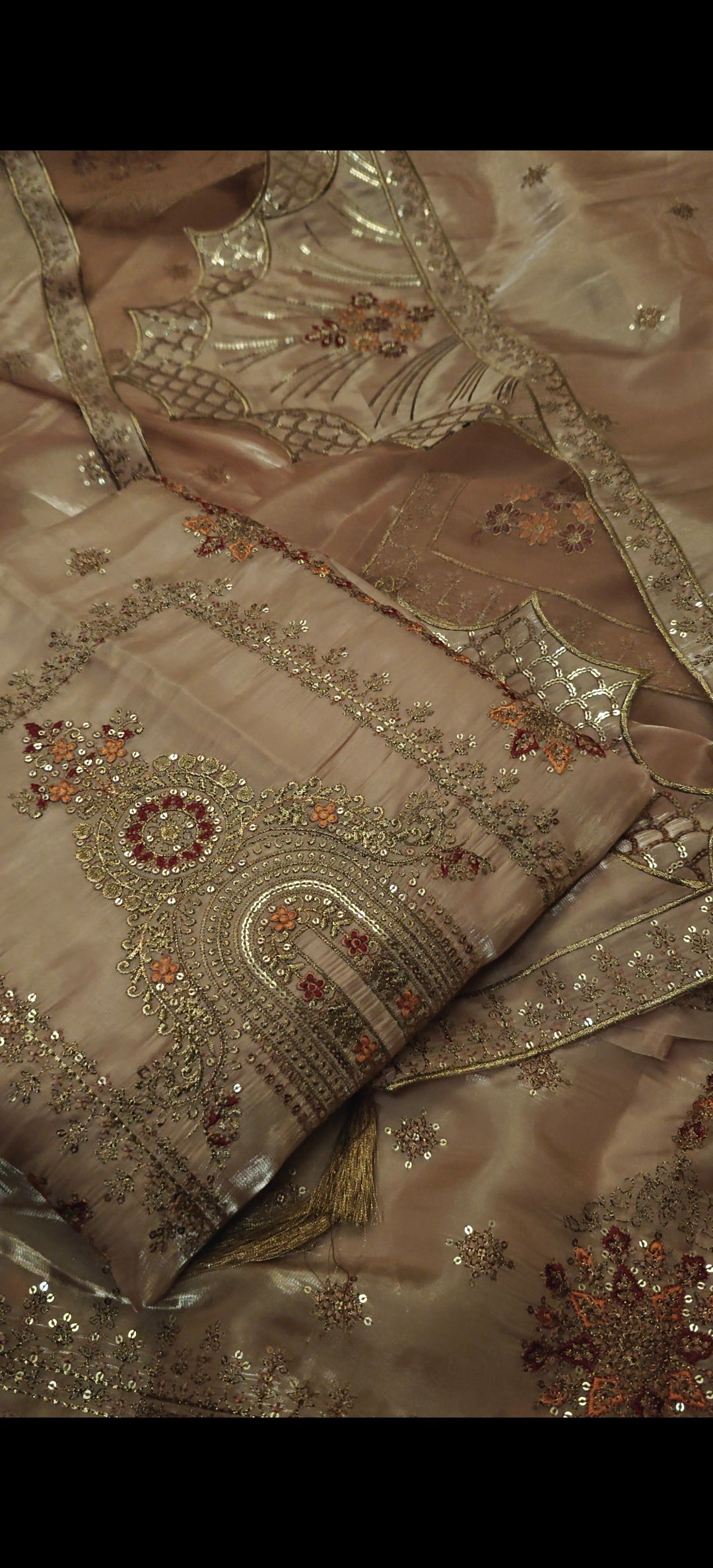 SHESHA SILK EMBROIDERED 2 PIECE ARTICLE SQMI3