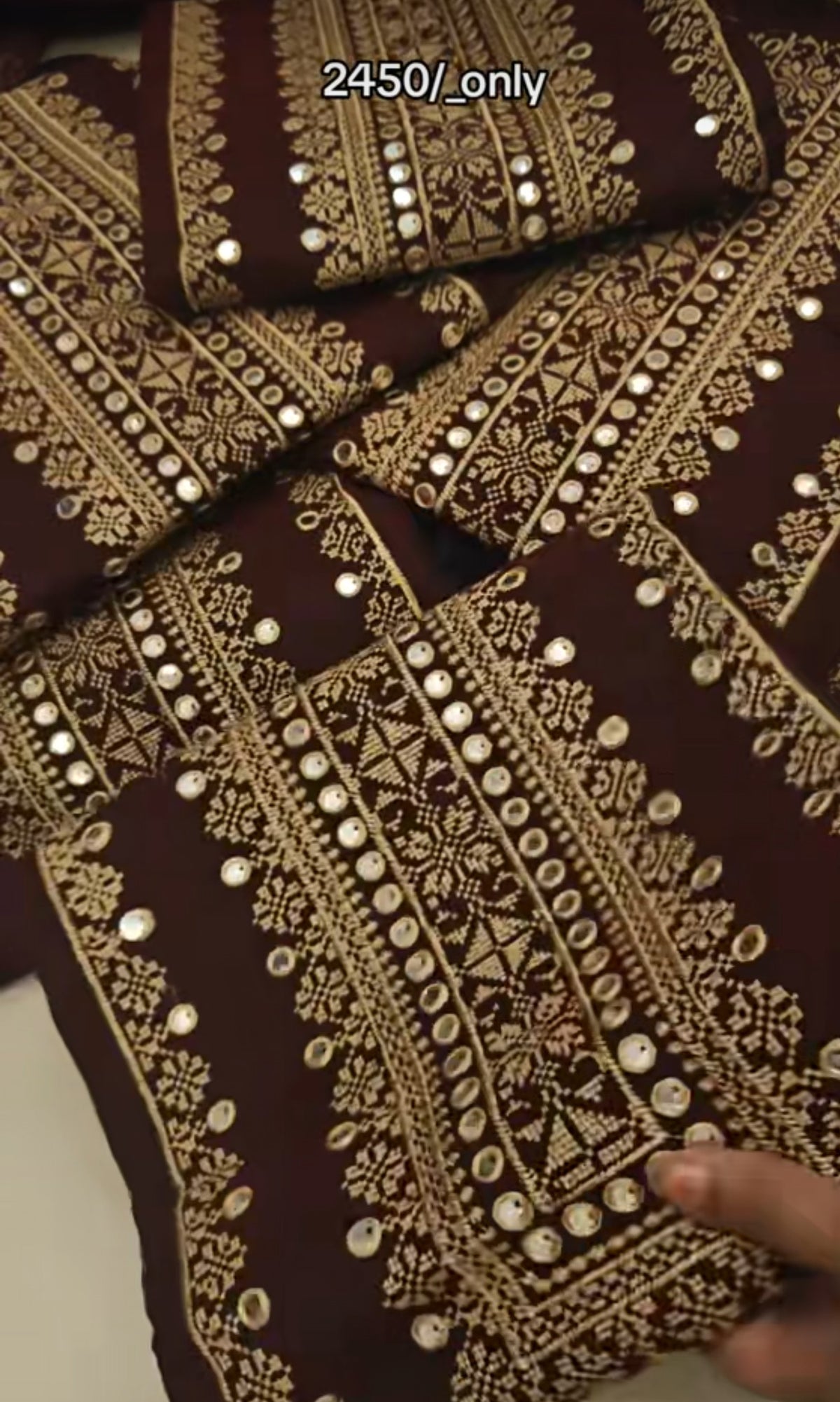 SHAMRAY  KHADDAR FABRIC WINTER 3PIECE ARTICLE EMBROIDERED ORMEHROOYIG95I