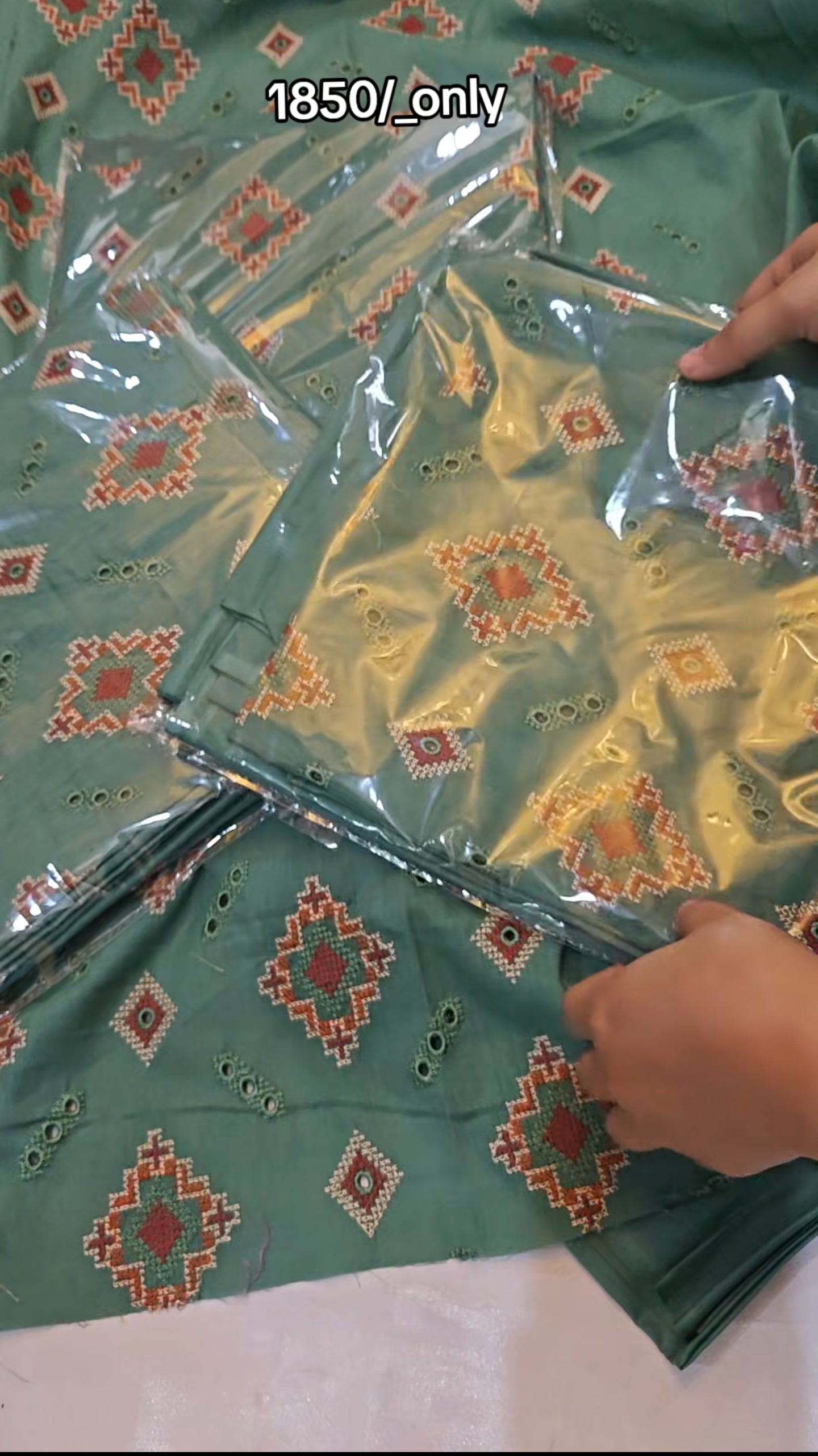 LAWN EMBROIDERED 2 PIECE ARTICLE BXJSHKD53