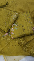MARIA.B LAWN EMBROIDERED 3 PIECE ARTICLE RVNTX242