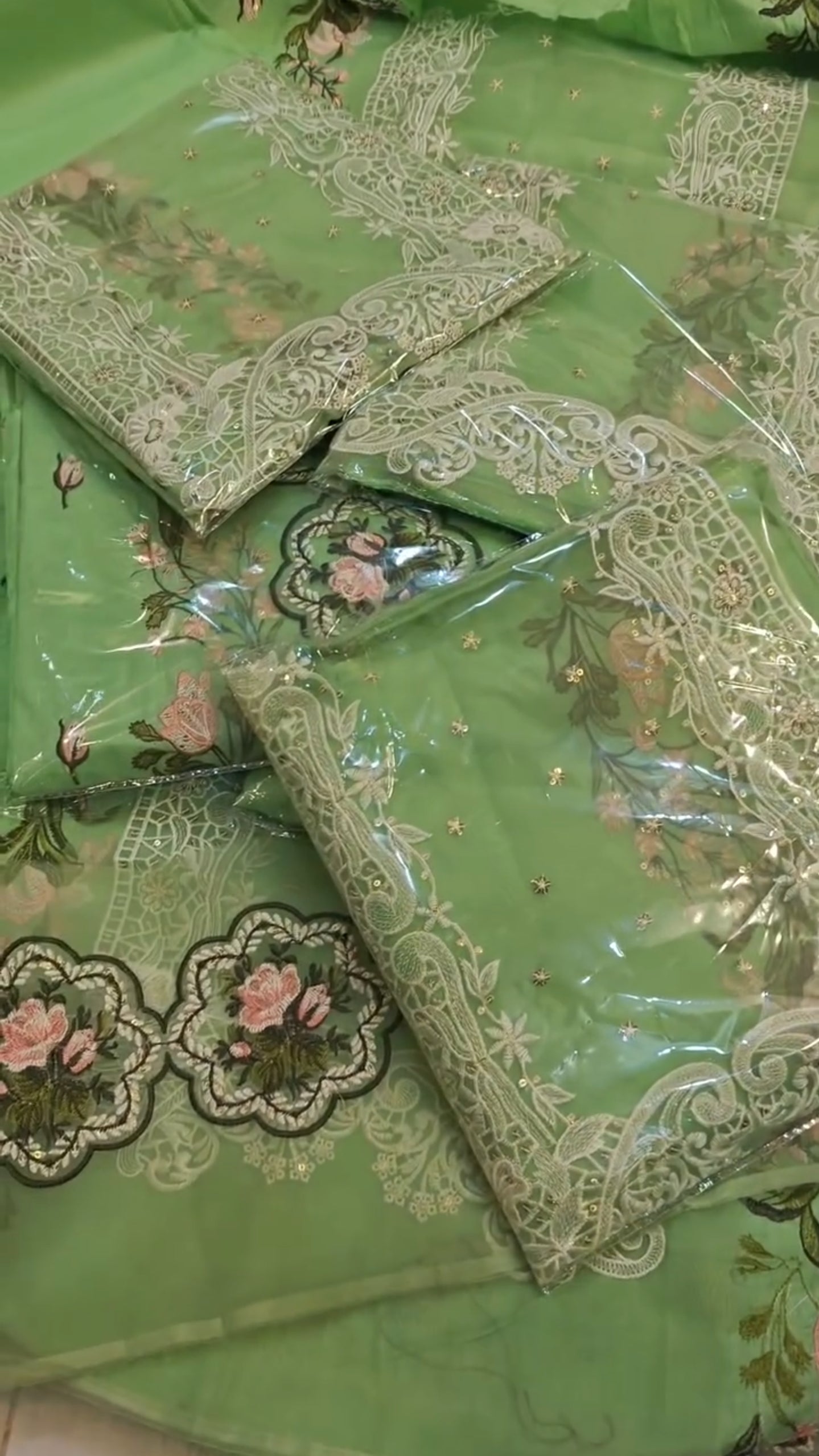 LAWN EMBROIDERED 2 PIECE ARTICLE 8EHXK2O