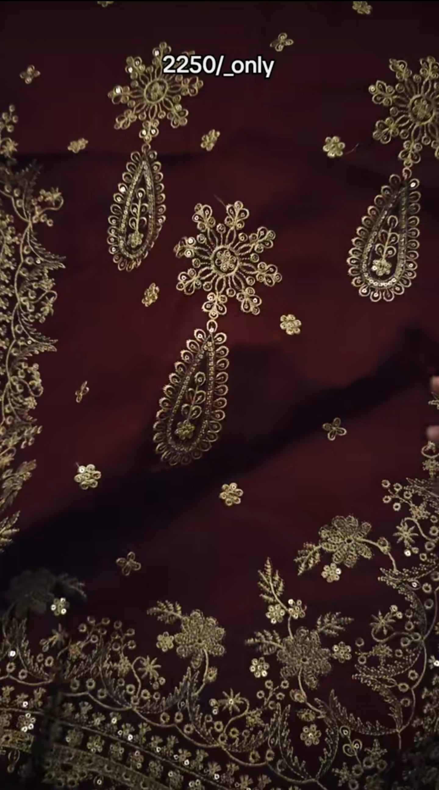 LAWN EMBROIDERED 2 PIECE ARTICLE IQ33WS