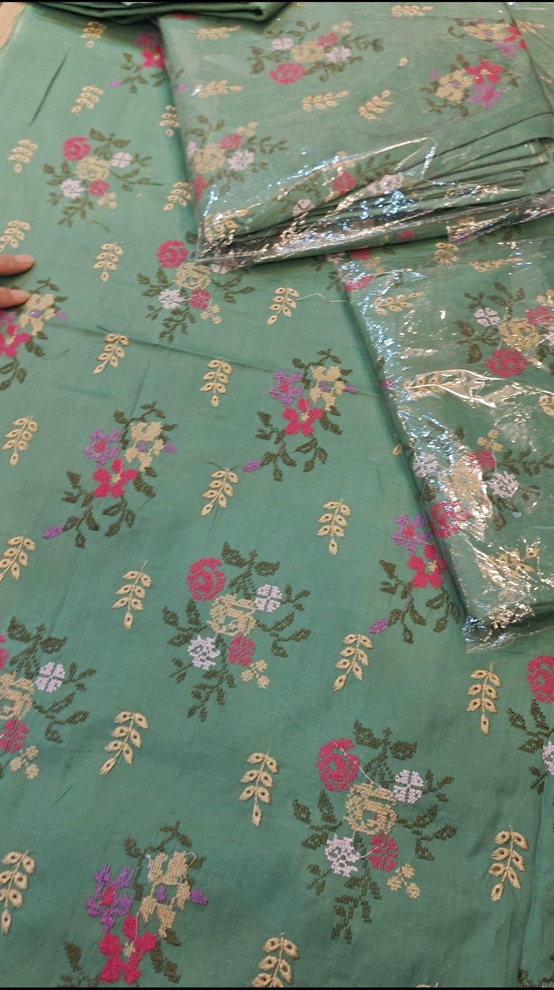 CROSSSTICH embroidery bareeze lawn aq67044ua