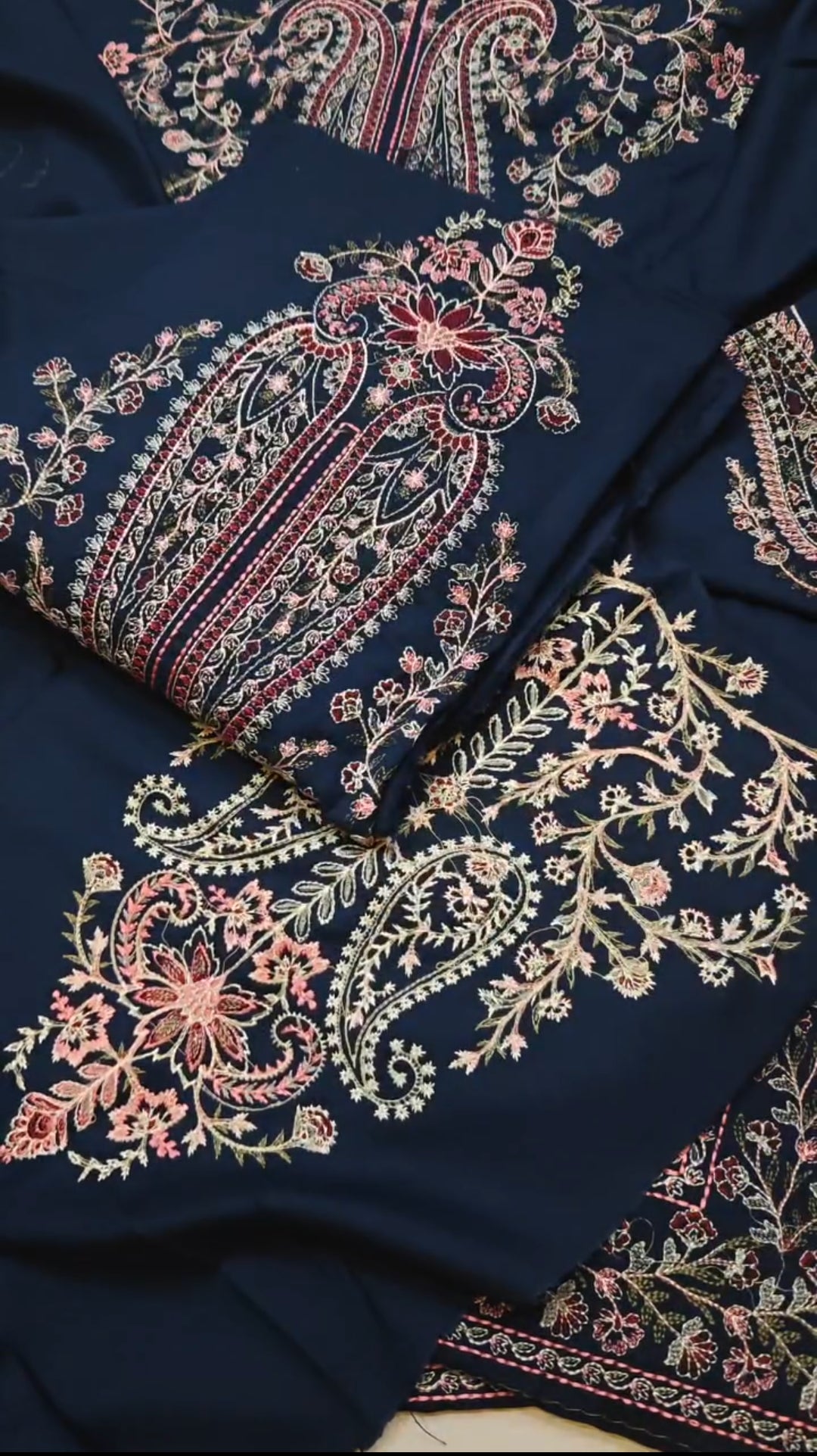 DHANAK EMBROIDERED 2 PIECE ARTICLE JKLM09