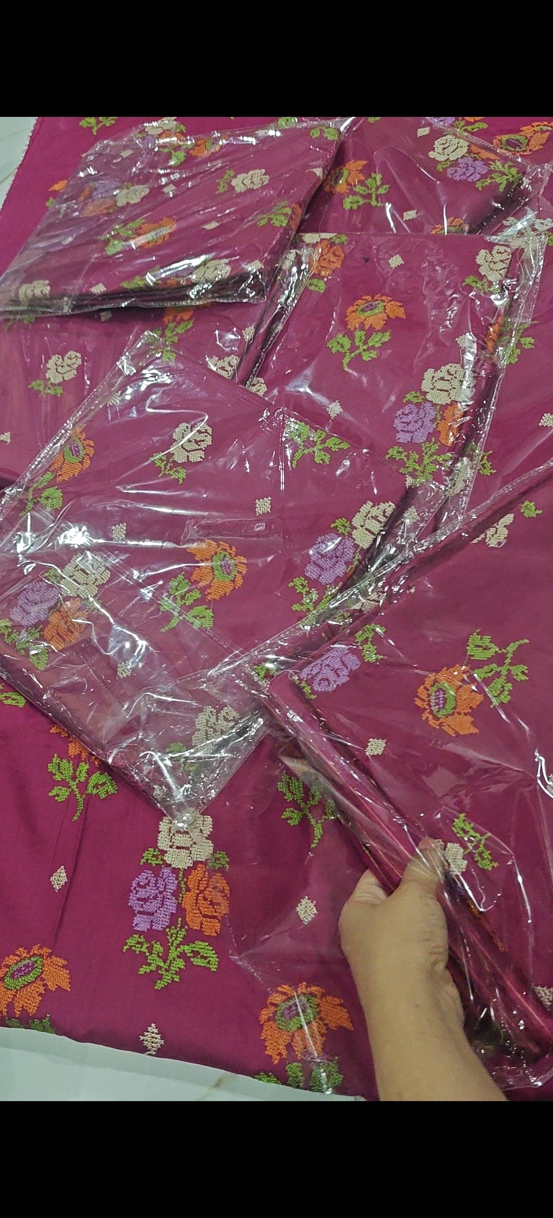 BAREEZE MARJINDA LAWN 7289033556M