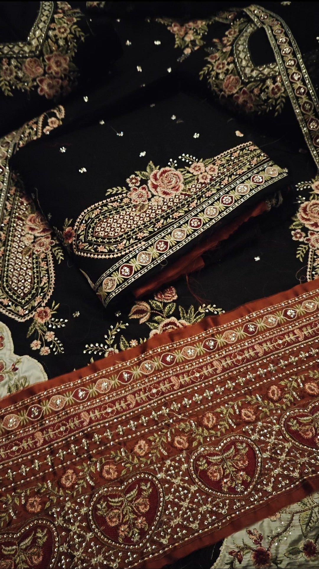 ETHNIC 3 PIECE LAWN LUXURY DRESS A2RDE