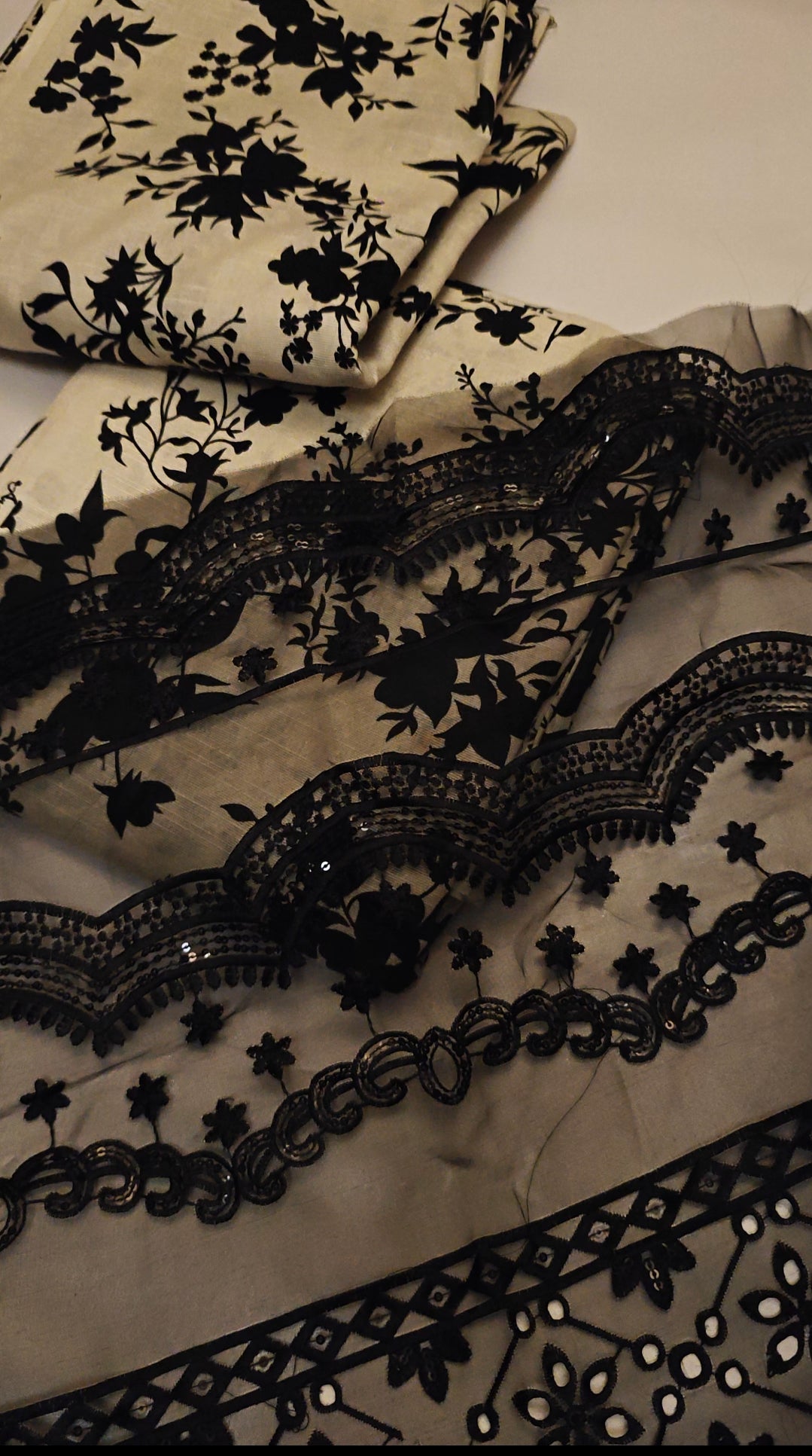 ANEELA'S KHADDAR PRINTED 3 PIECE ARTICLE