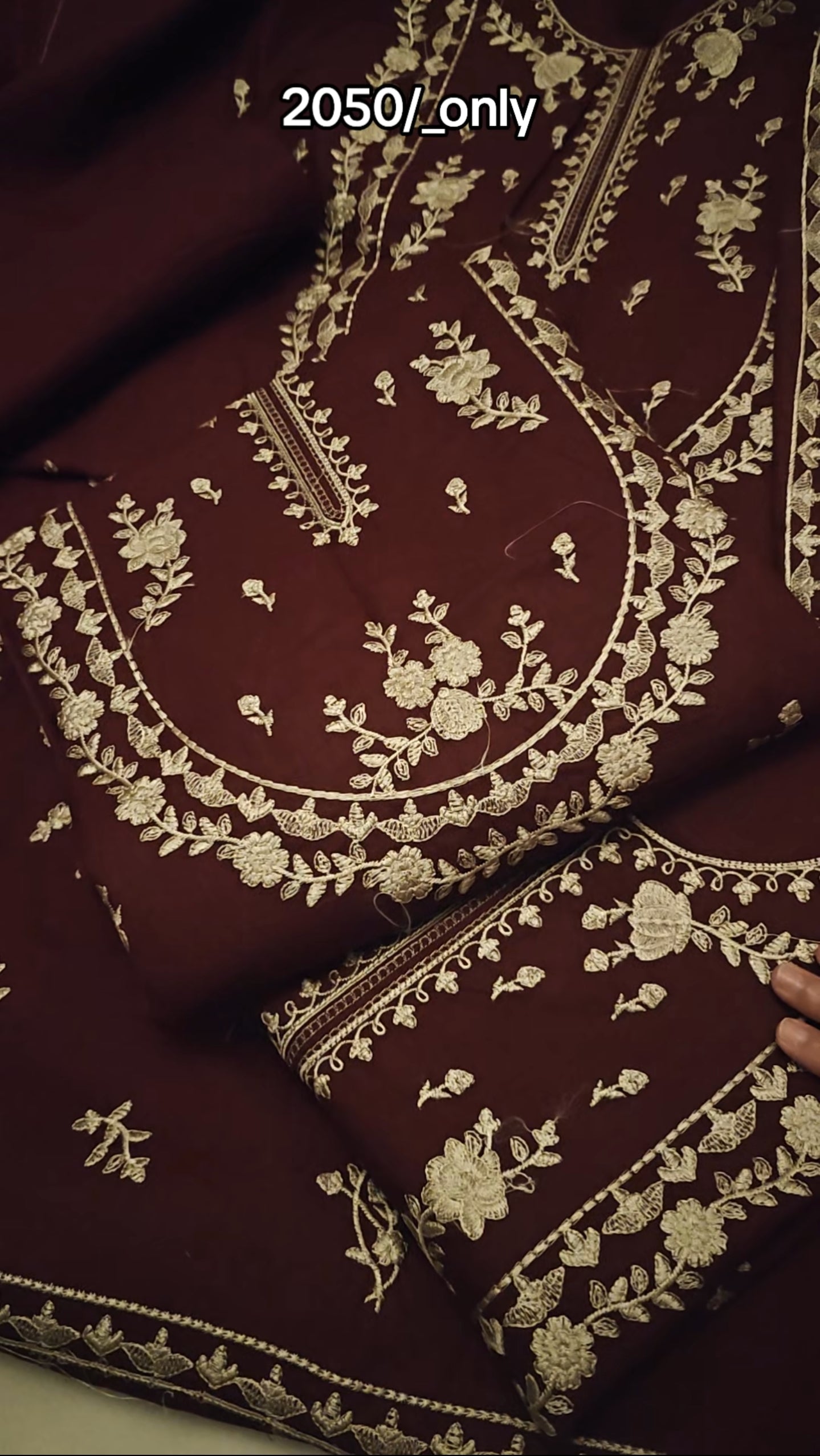EMBROIDERED LAWN 2 PIECE ARTICLE 82GXX527