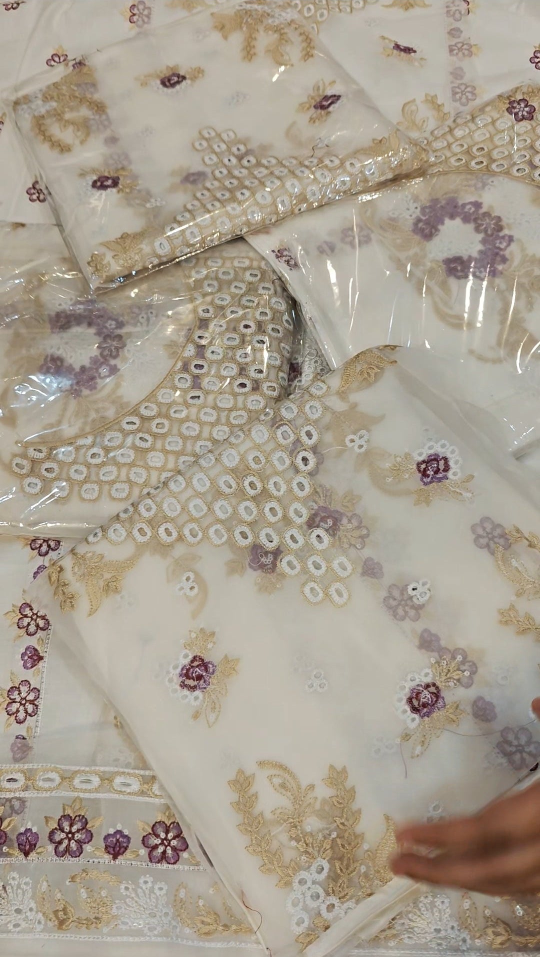 AFROZEH 2PC LAWN BEST LAWN WHITE12066019