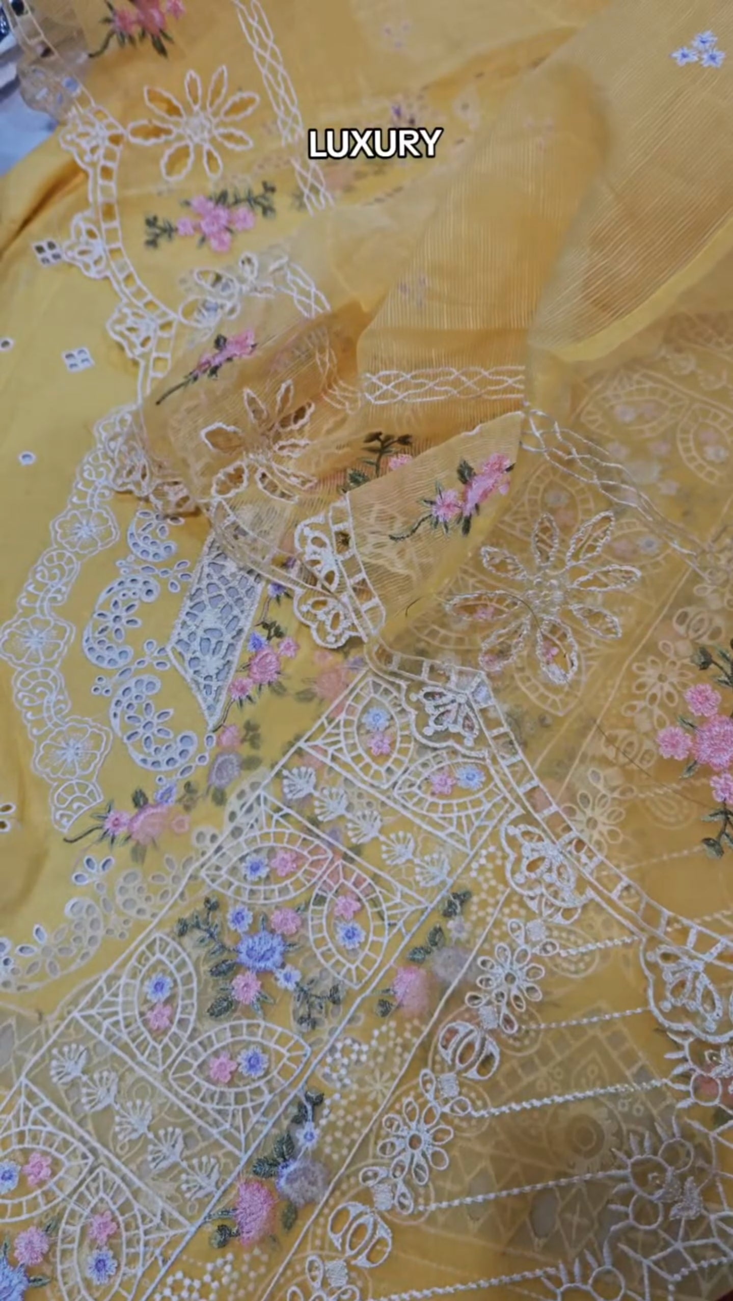 LAWN EMBROIDERED LUXURY 3 PIECE DRESS ZAQ2KO