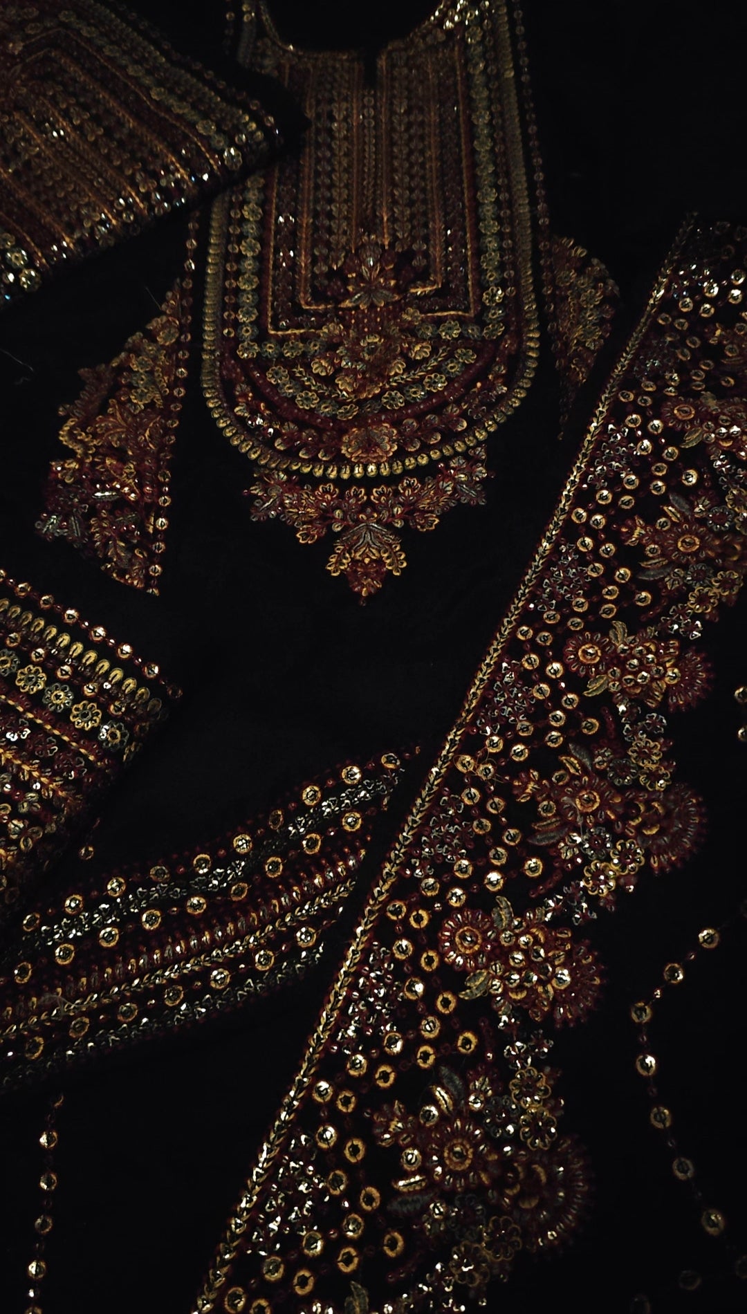 LimeLight 2 Piece Article With Heavy Embroidery E7ZT