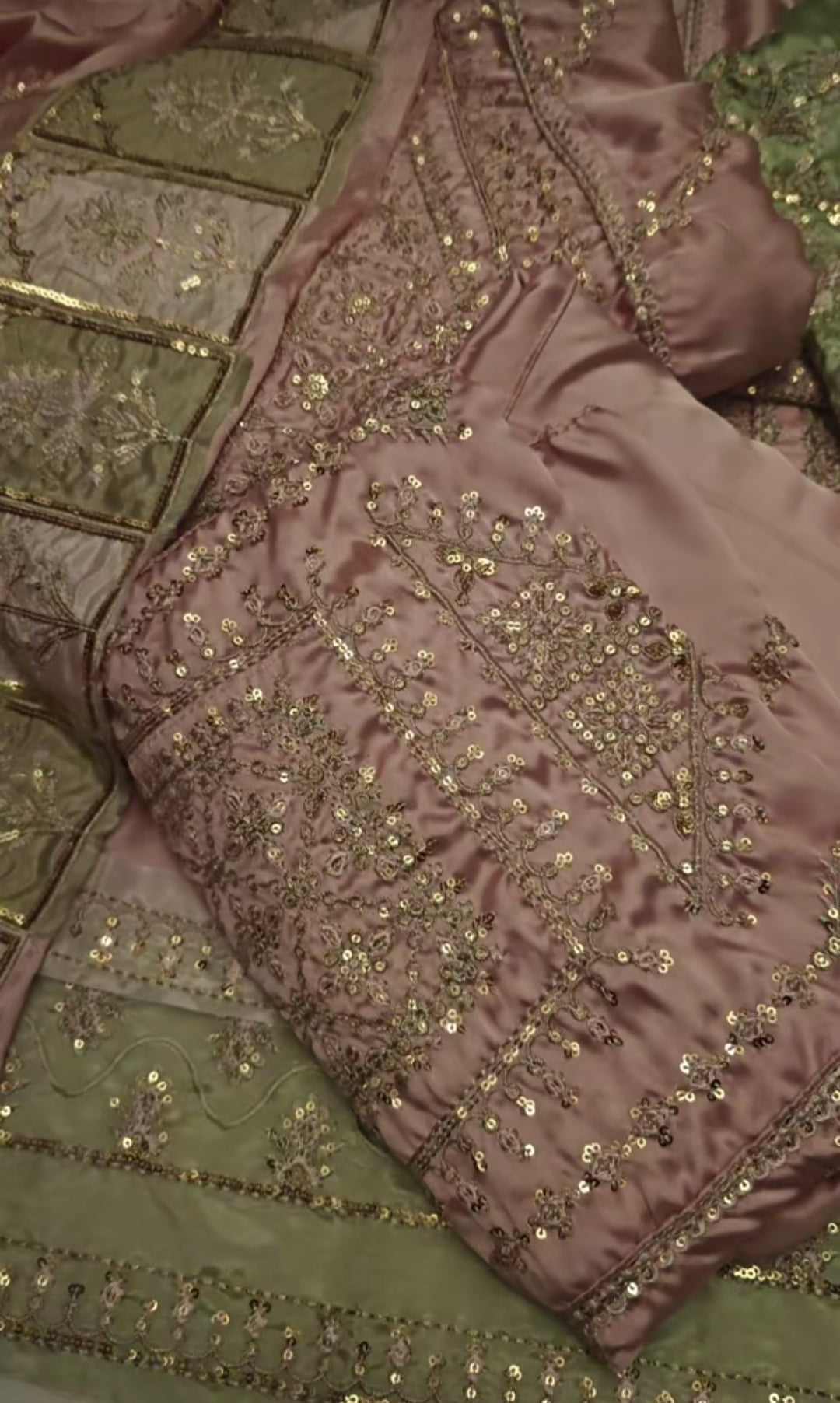 ETHNIC SILK 2PIECE ARTICLE EMBROIDERED PARROT 🩷 UTVI6HKWTB