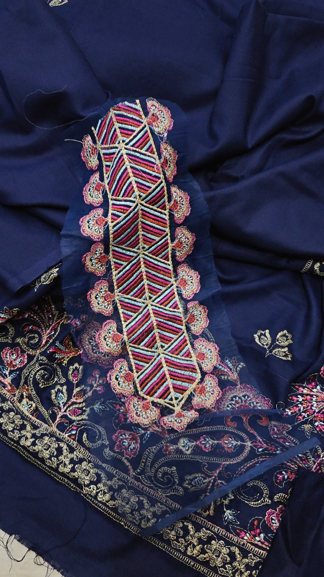 BREEZE EMBROIDERED PEACHWHOOL 3 PIECE DRESS