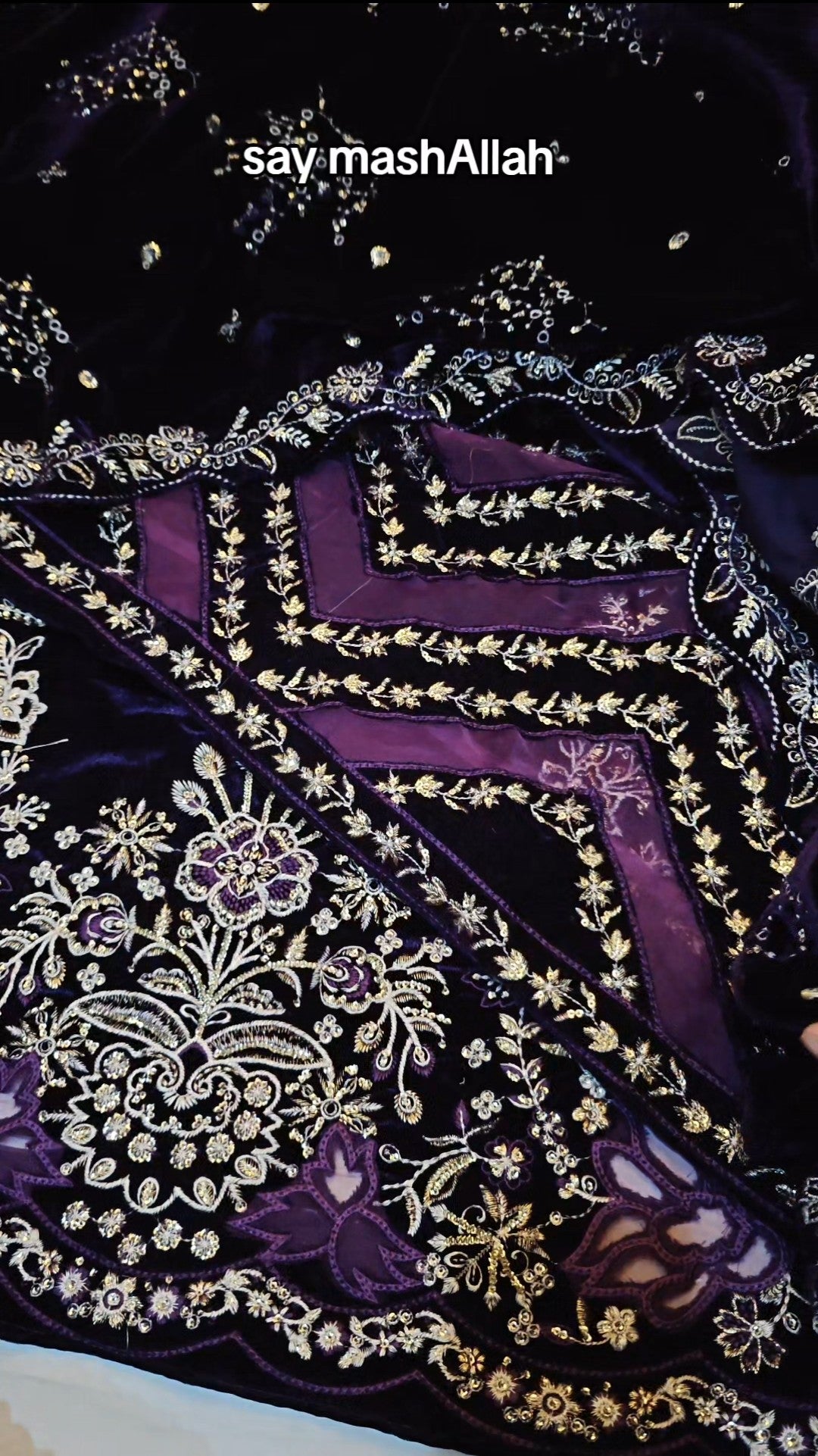 EMBROIDERED VELVET 3 PIECE DRESS EzzzF