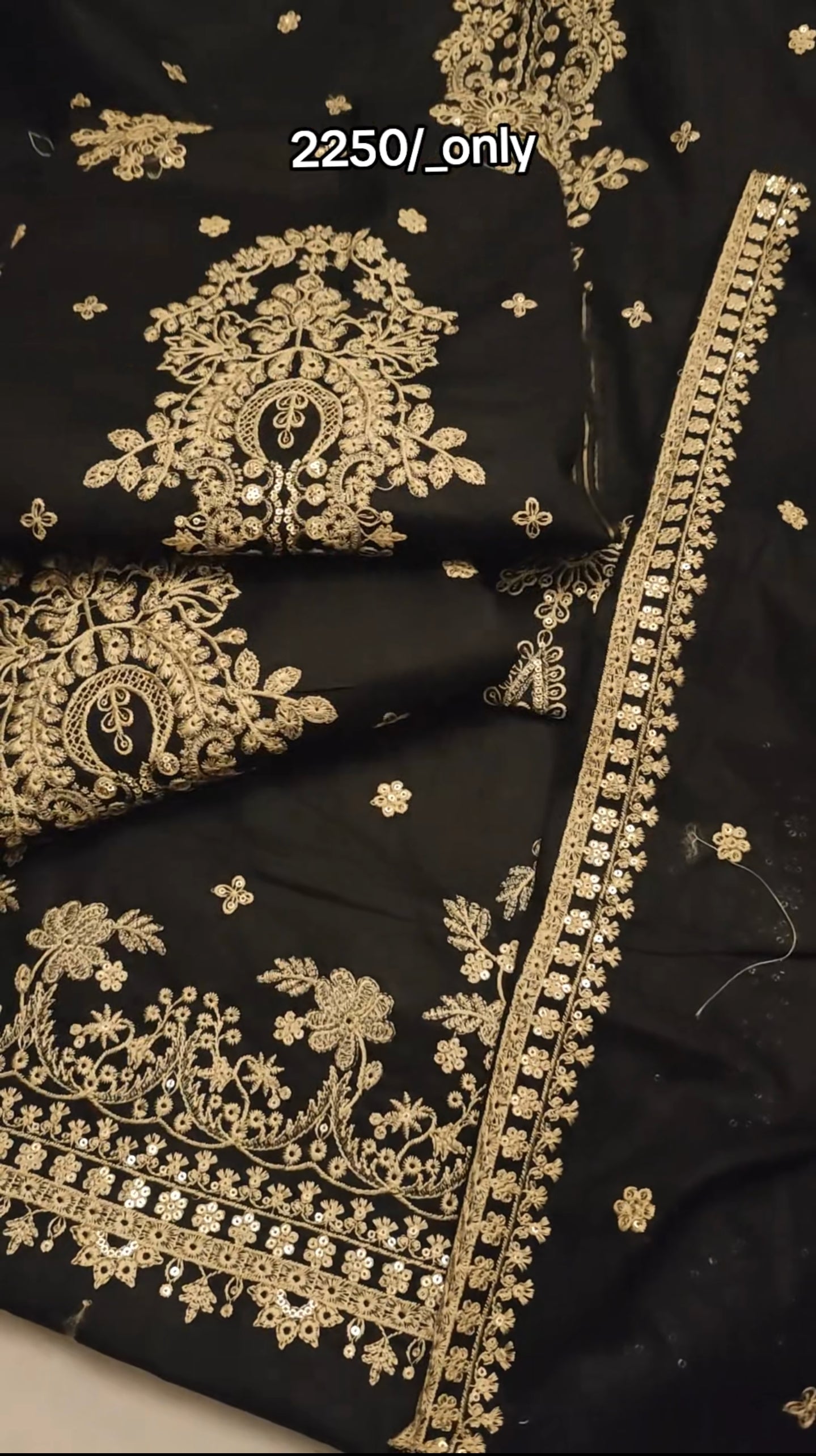 LAWN EMBROIDERED 2 PIECE ARTICLE BXHDK017