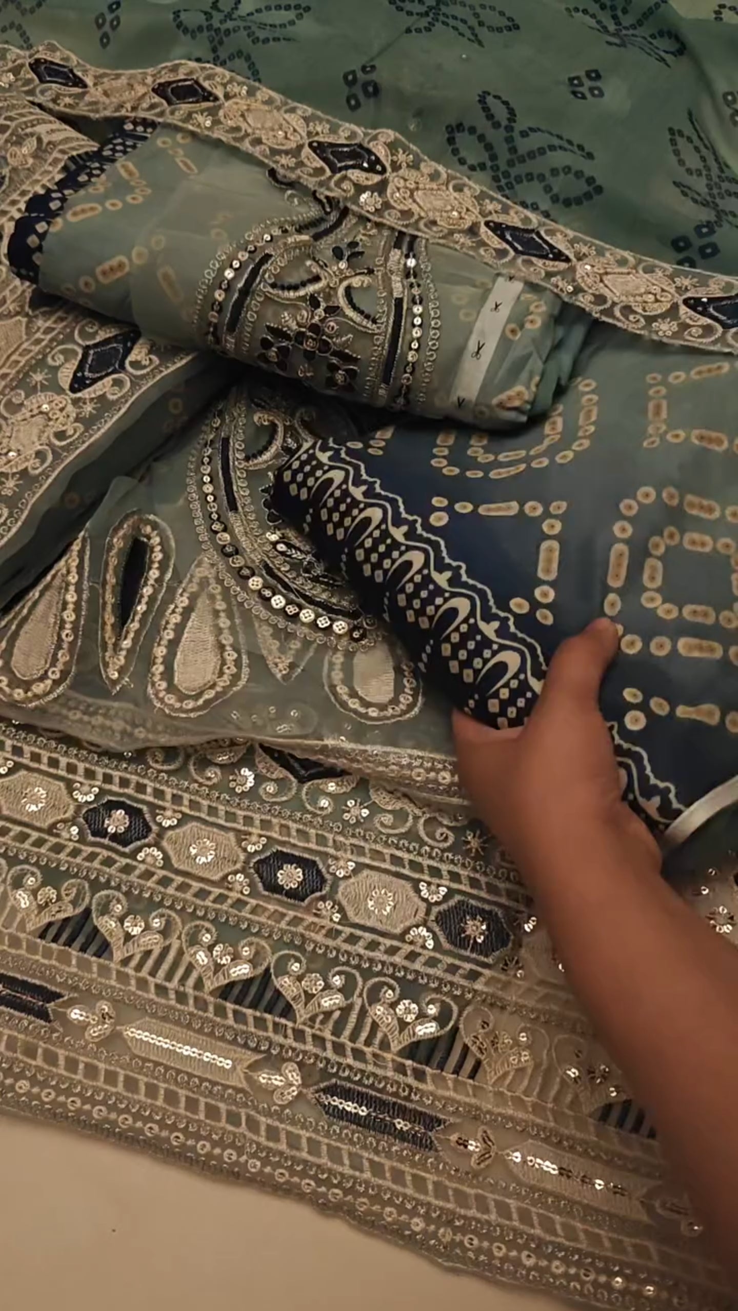 NUREH PRINTED LAWN 3 PIECE ARTICLE UV8H7K