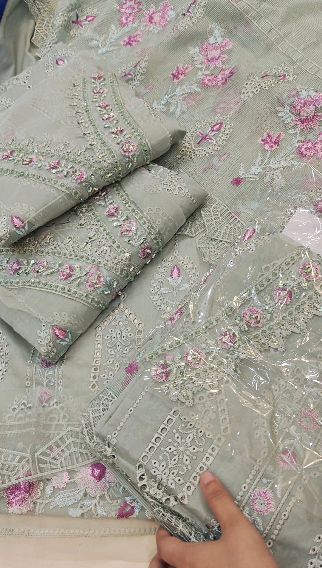 3PC LAWN HAND MADE MARIA B PISTA LUXURY pis665544