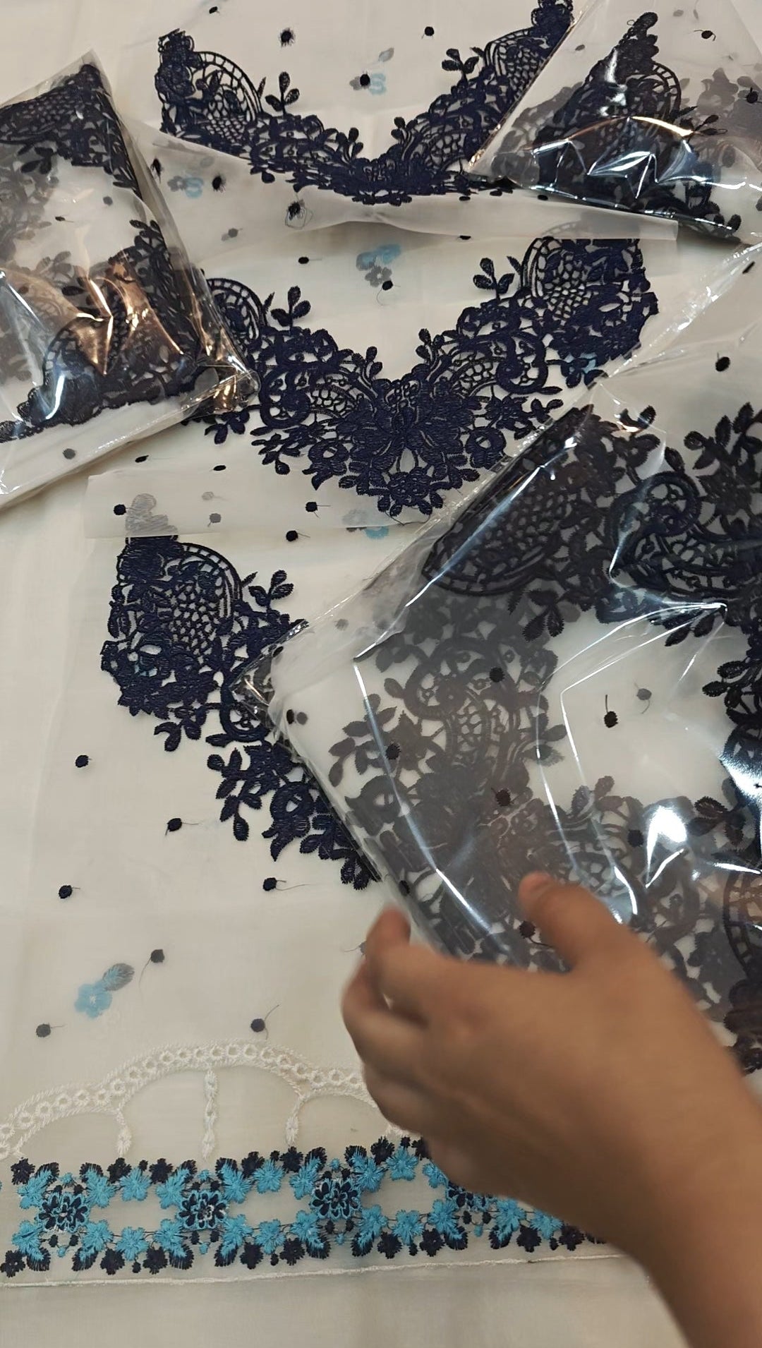 LUXURY patches drsss white blue heart67890dot